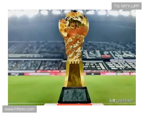 上海海港本赛季争冠形势与冠军奖杯归属走势分析