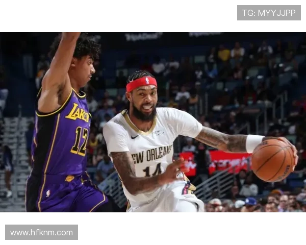 英格拉姆更侧重挡拆单打，拉开空间胜于塔图姆